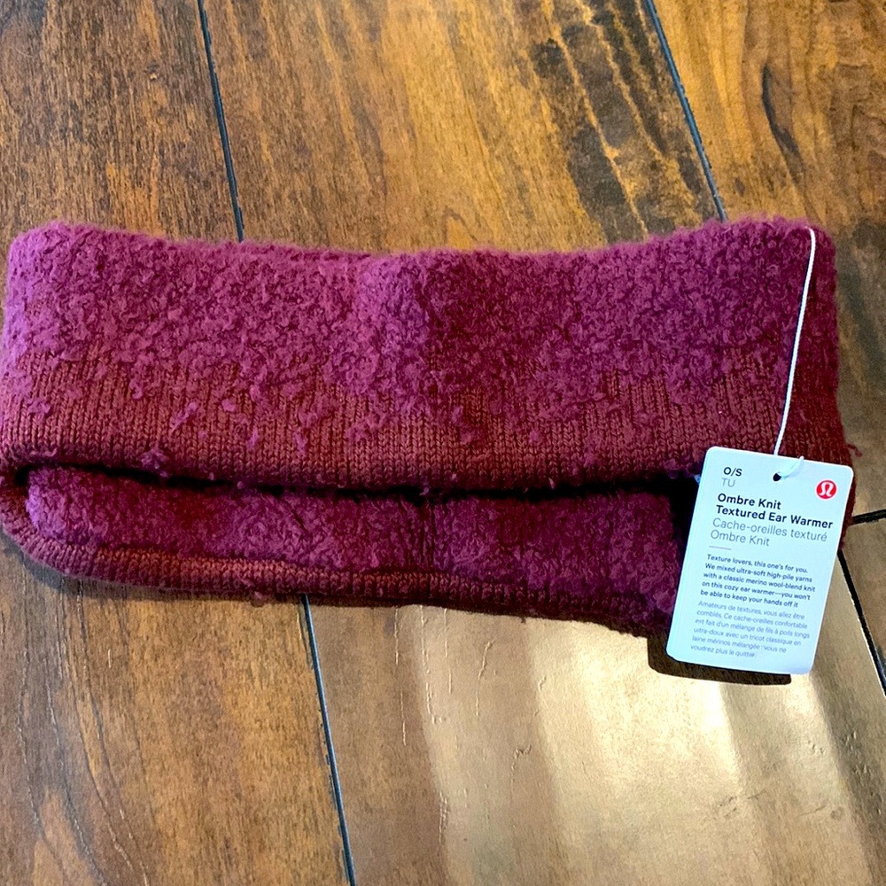 NWT : Lululemon ombré knit textured ear warmer